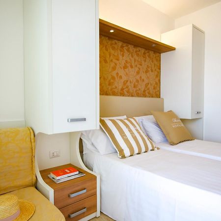 רימיני Eurhotel מראה חיצוני תמונה